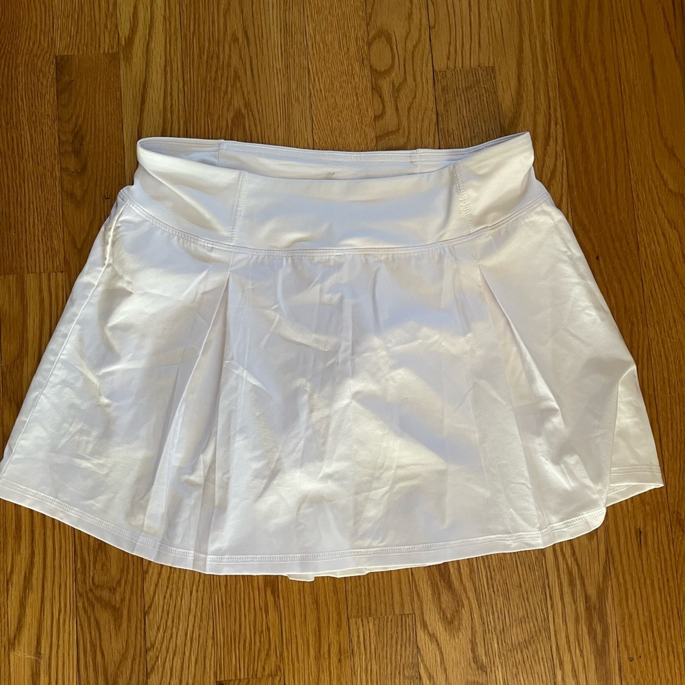 Kyodan white athletic skort